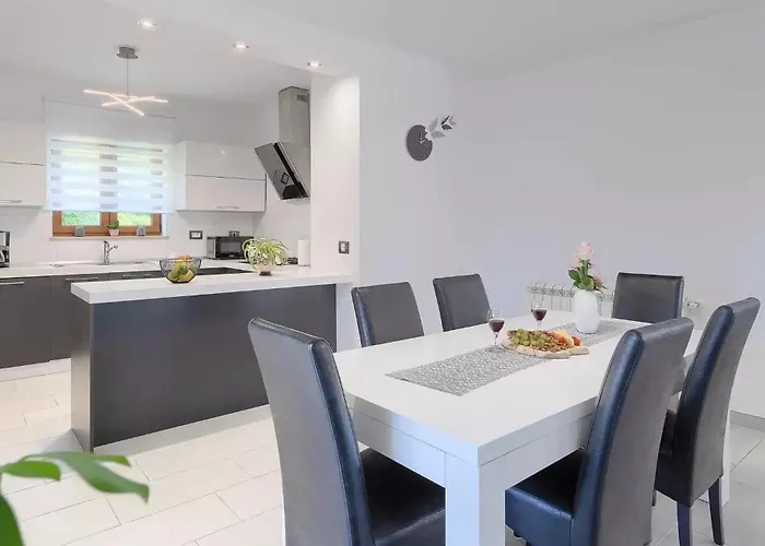 Holiday home Bozac