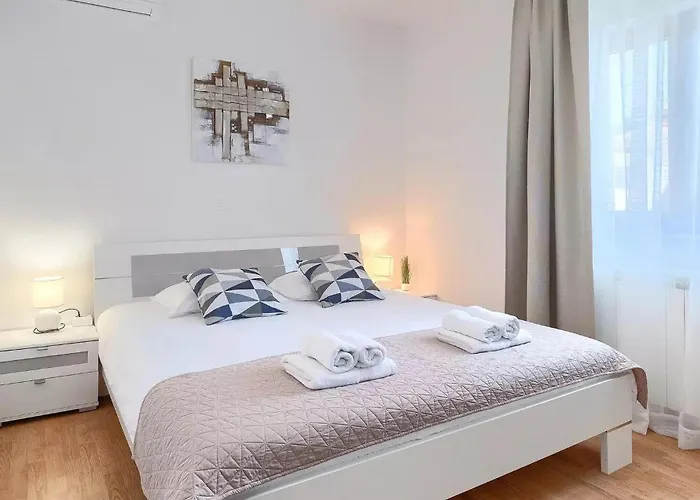 Bozac Holiday home *