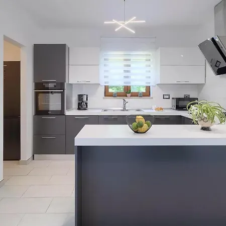 Bozac Holiday home *