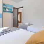 Prázdninový dům Bozac *